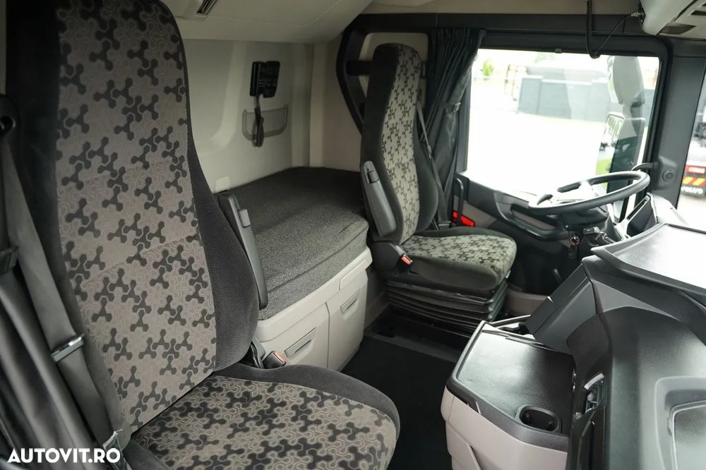 Scania S 500 / RETARDER / PLATĂ JOSĂ / MEGA / REZERVORE DE COMBUSTIBIL 1.400 L / I-PARK COOL / DUPĂ CONTRACT DE SERVICE GOLD / - 36