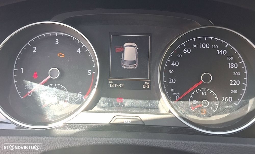 VW Golf 2.0 TDI R-Line - 6