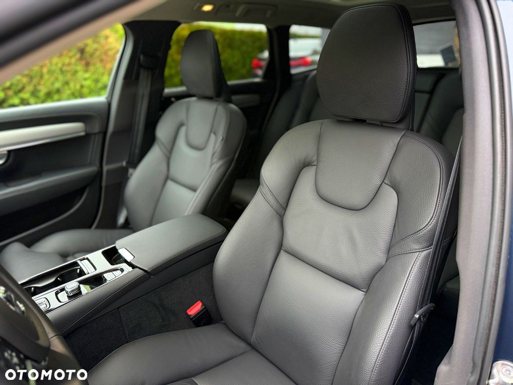 Volvo V90 T6 AWD Plug-In Hybrid Plus Dark - 15