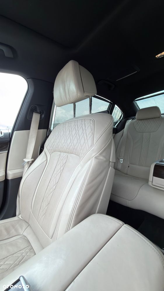 BMW Seria 7 740Ld xDrive - 18