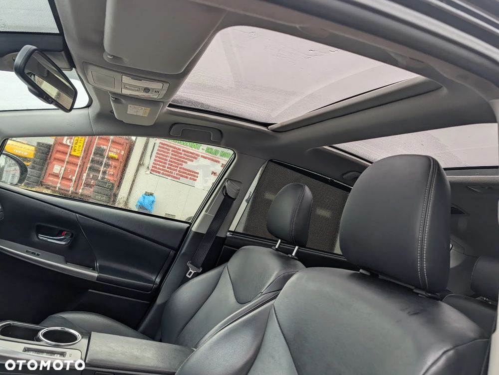 Toyota Prius+ Hybrid 135 Executive - 8