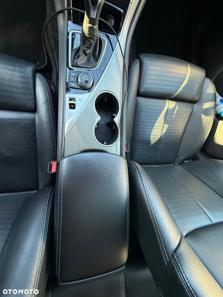 Infiniti Q50 - 18