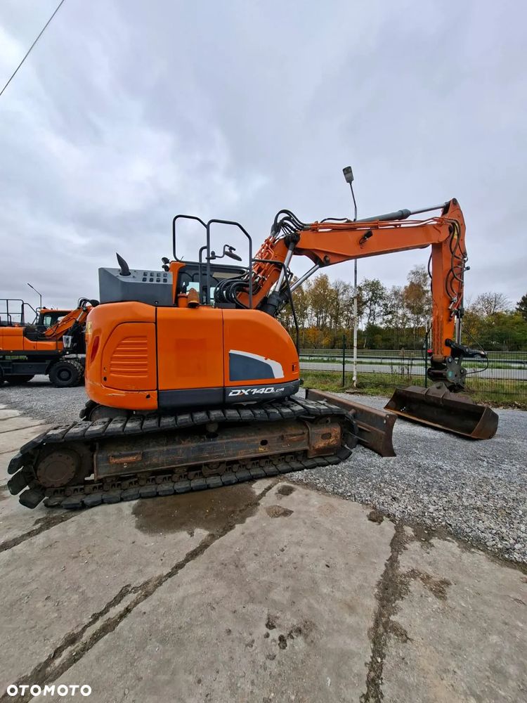 Doosan DX140LCR-5 - 4