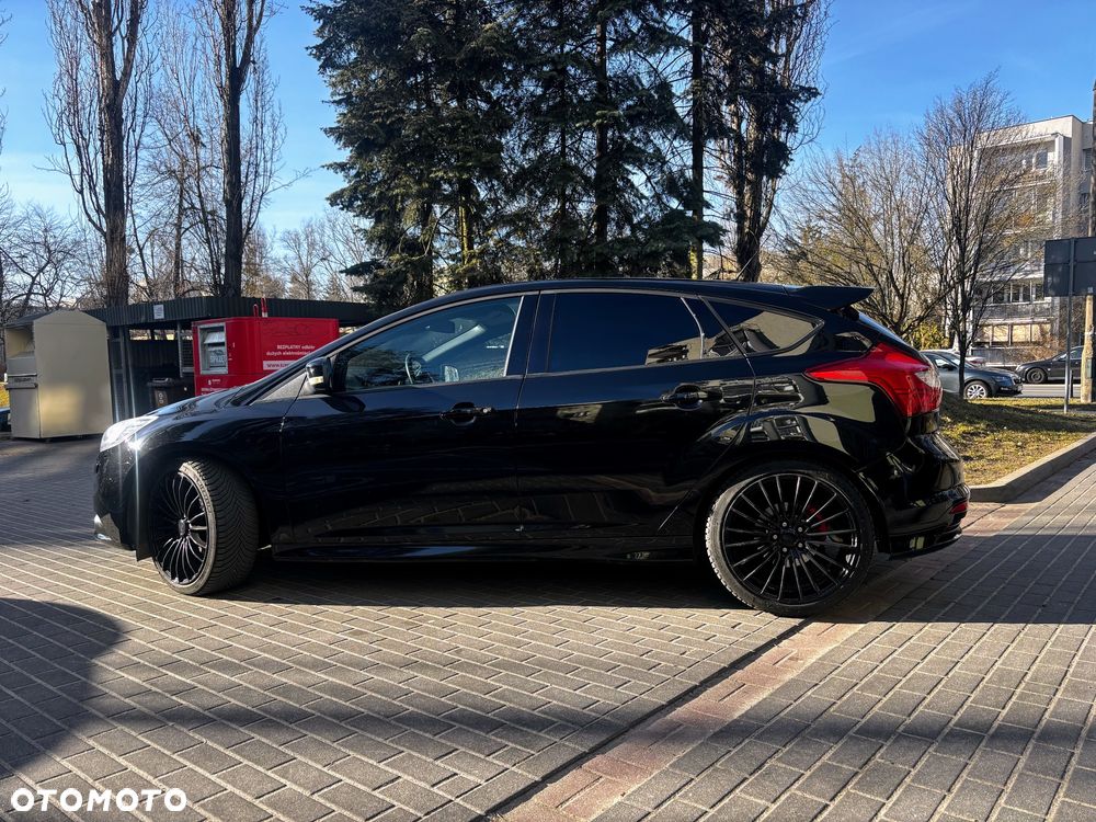 Ford Focus 2.0 EcoBoost ST mit Leder-Exclusiv-Paket - 8