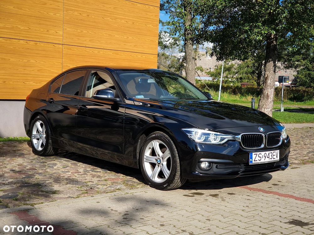 BMW Seria 3 316d - 29