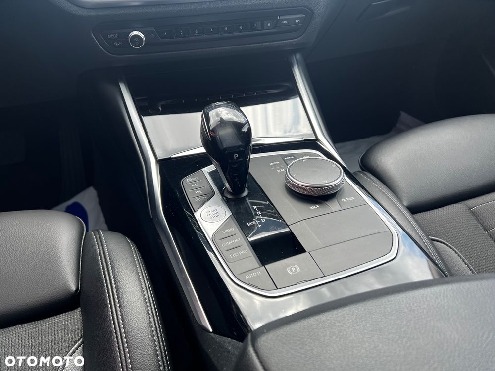 BMW Seria 3 320d xDrive Edition M Sport Shadow - 20