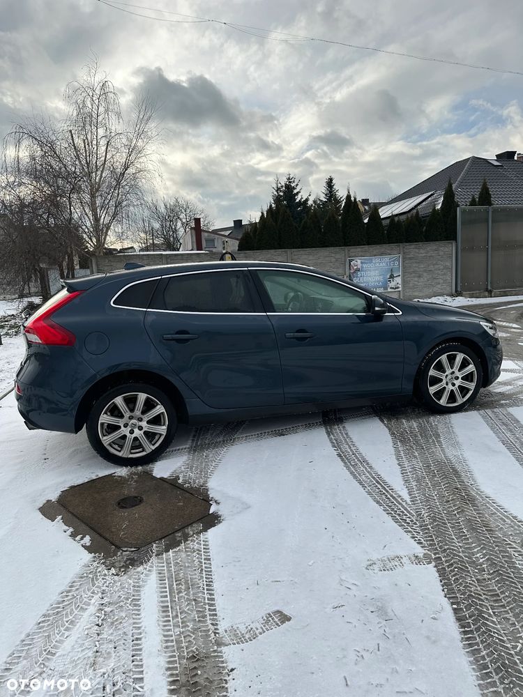 Volvo V40 T3 Drive-E Inscription - 4