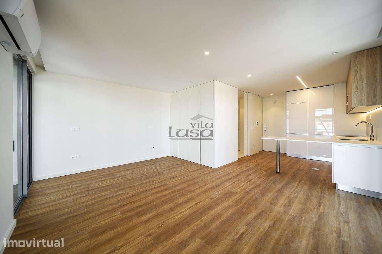 Apartamento T0 com terraço em Empreendimento de Referência  Mafamud... - Grande imagem: 2/18