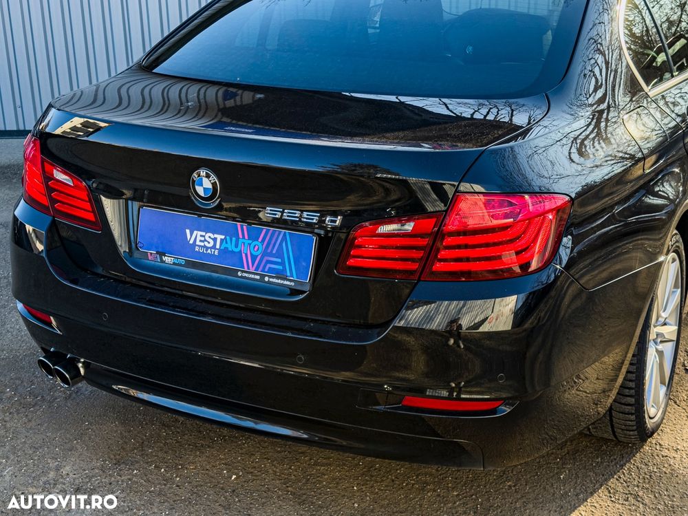 BMW Seria 5 525d Aut. - 40