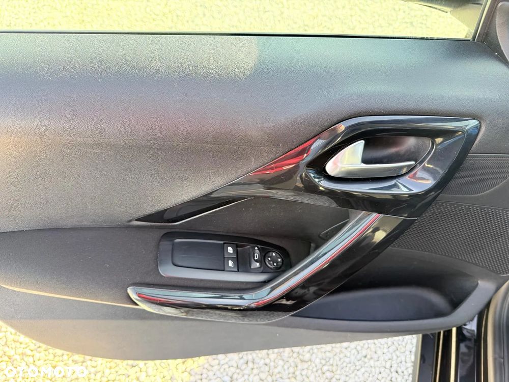 Peugeot 2008 1.6 BlueHDi Active - 18