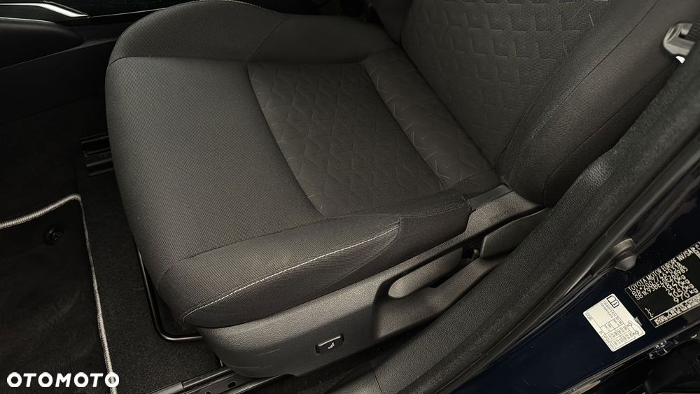 Toyota Corolla 1.8 Hybrid GPF Comfort - 13