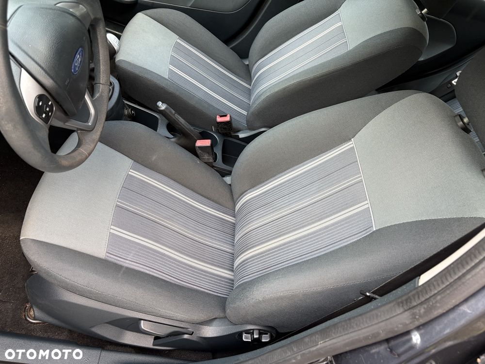Ford Fiesta - 6