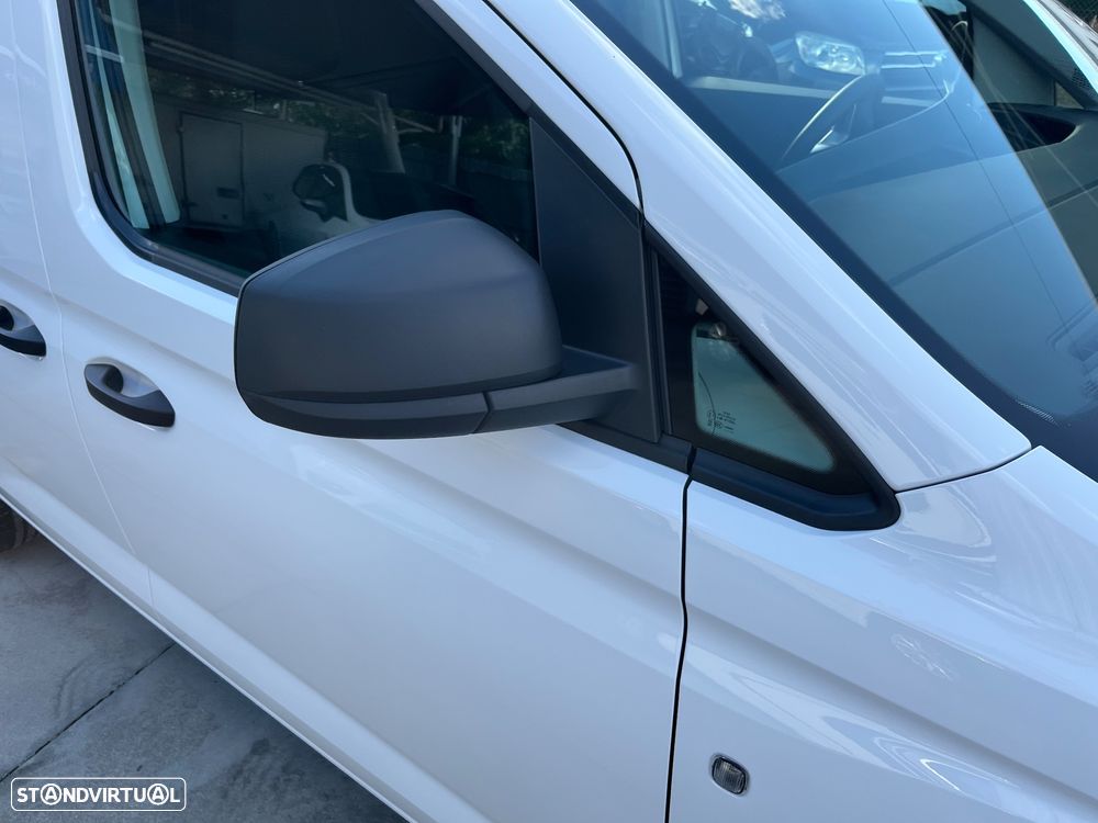 VW Caddy Cargo 2.0TDi 102 Cv Business - 11