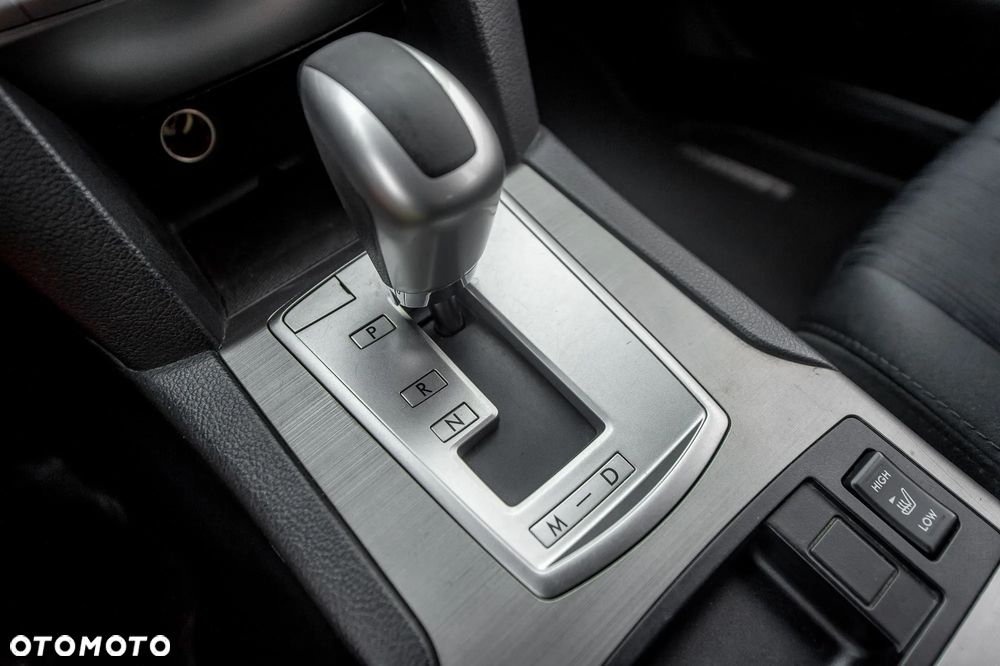 Subaru Legacy 2.0R Automatik Comfort - 30