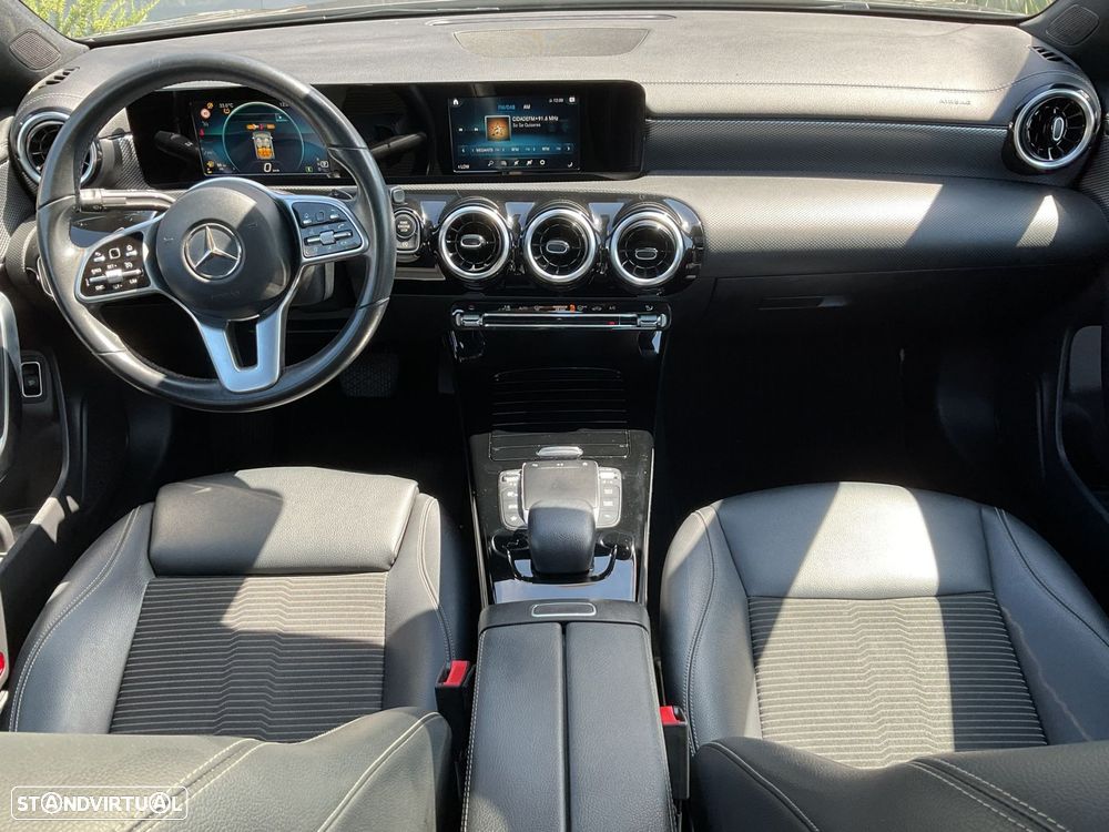 Mercedes-Benz CLA 200 d Style Plus Aut. - 32