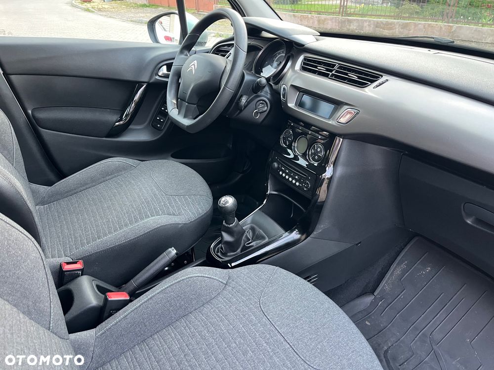 Citroën C3 Pure Tech 82 LIVE - 9