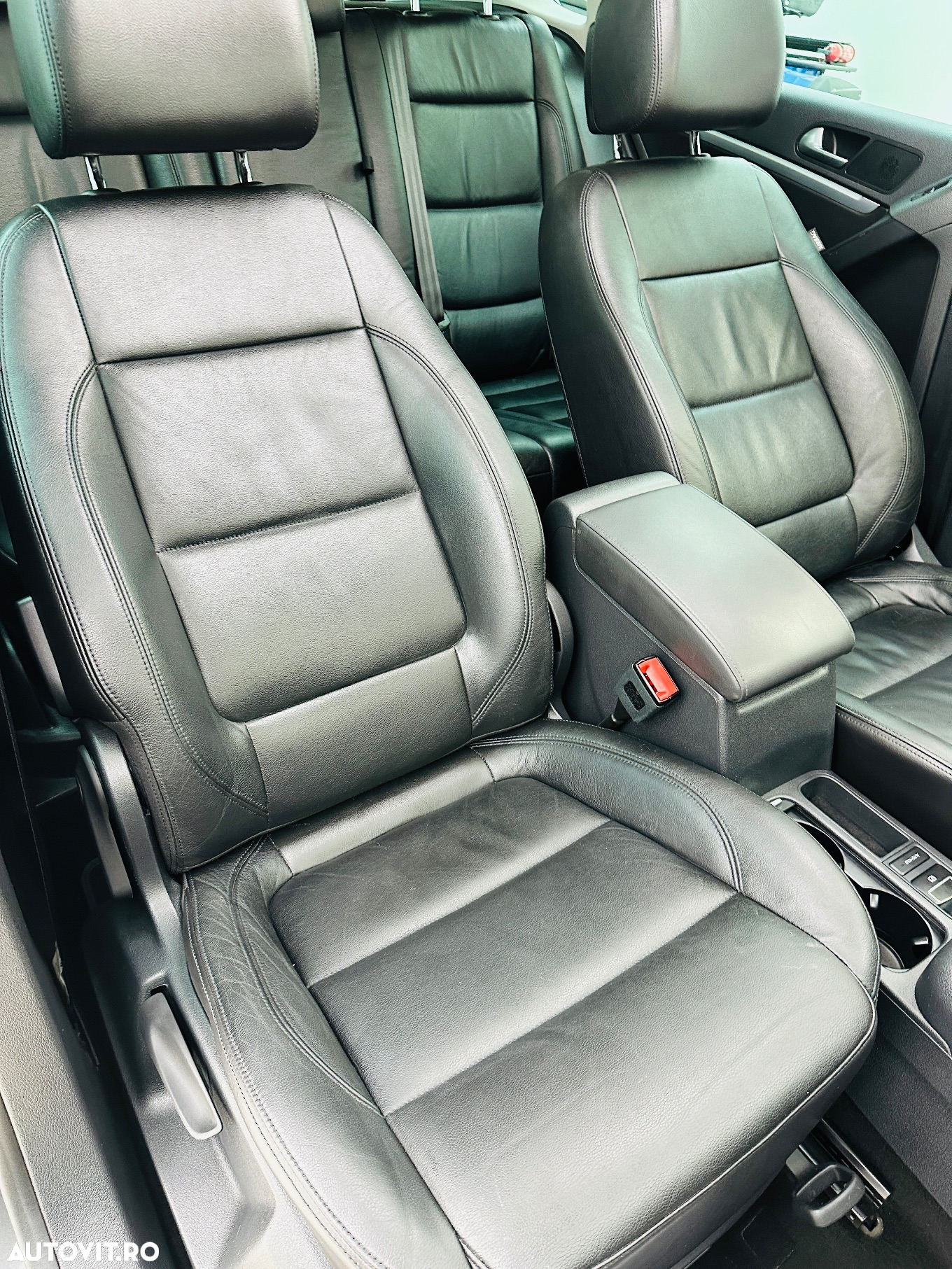 Volkswagen Tiguan - 23