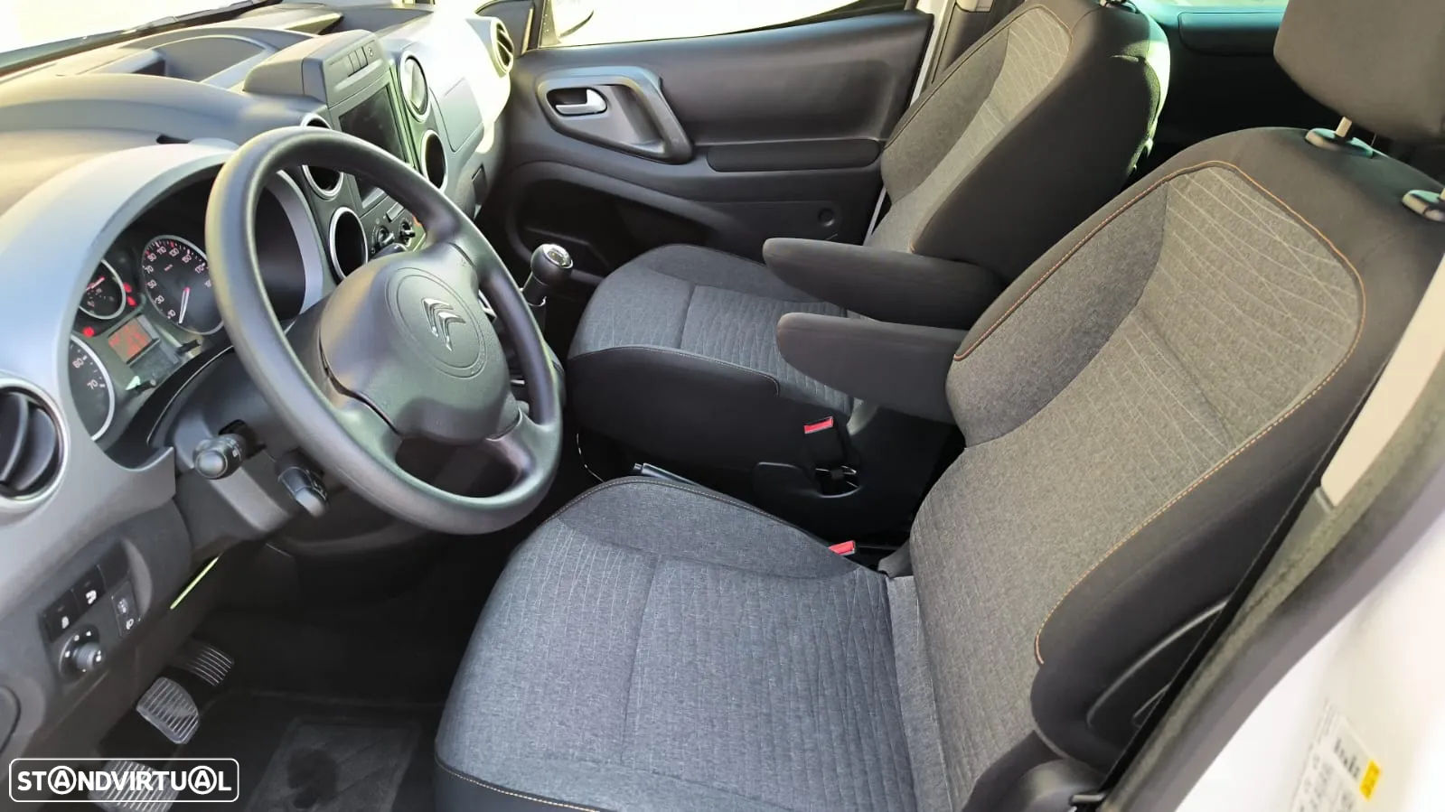 Citroën Berlingo 1.6 BlueHDi Feel 7L - 19