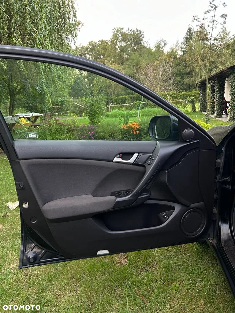 Honda Accord 2.0 Comfort - 23