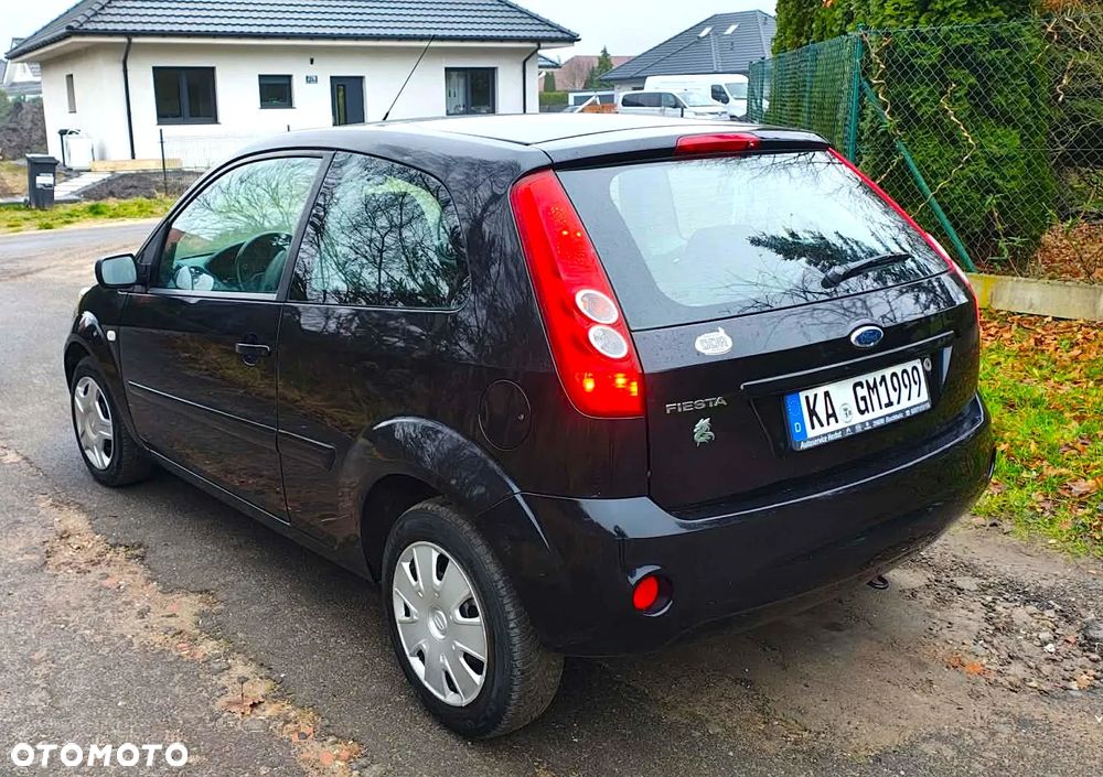 Ford Fiesta 1.3 Fun - 22