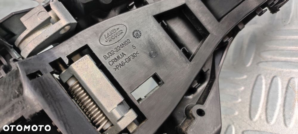 rygiel zamek drzwi prawy prawych przednich LAND ROVER DISCOVERY SPORT L550 - 8