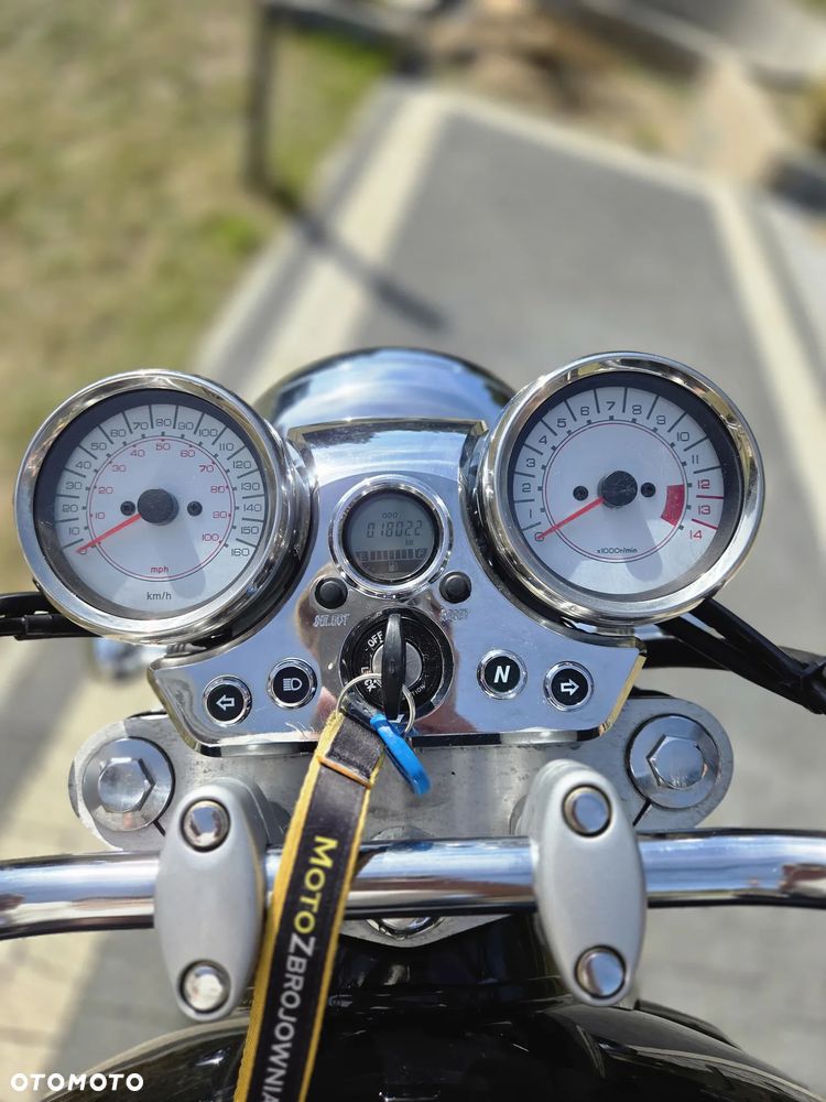 Hyosung GV - 2