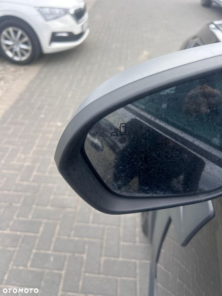 Dacia Duster 1.6 Full Hybrid 140 Journey MMT - 10