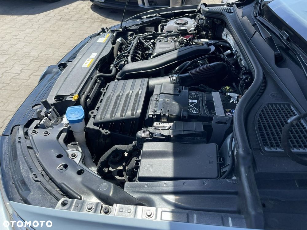 Volkswagen Golf 1.5 eTSI mHEV Life DSG - 23