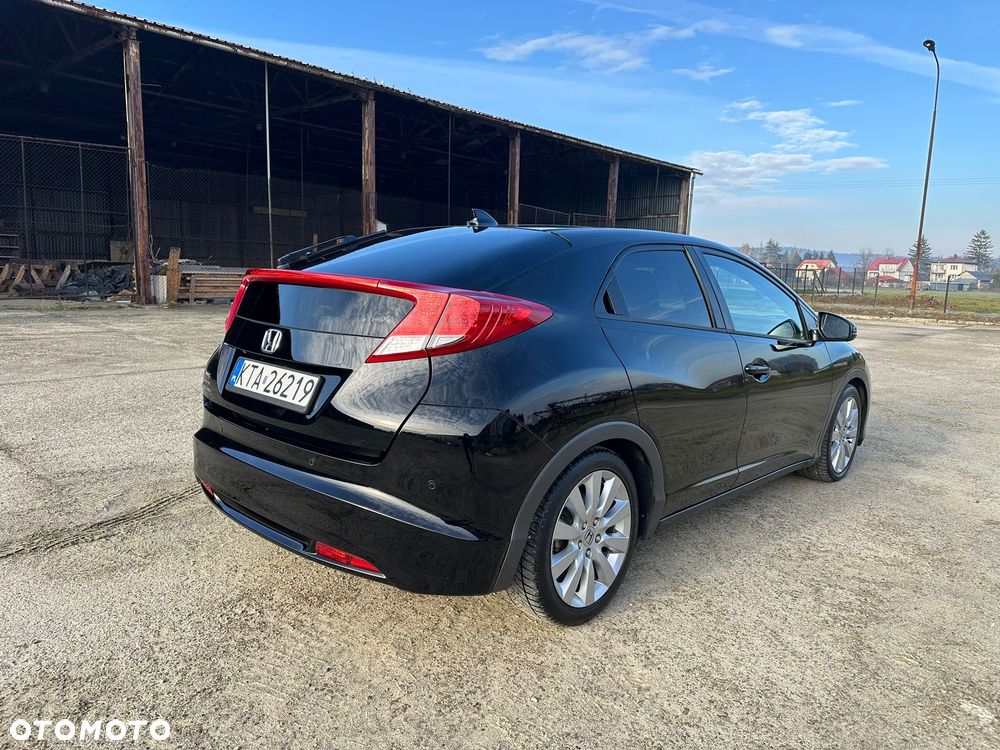 Honda Civic 1.8 Executive NAVI - 6