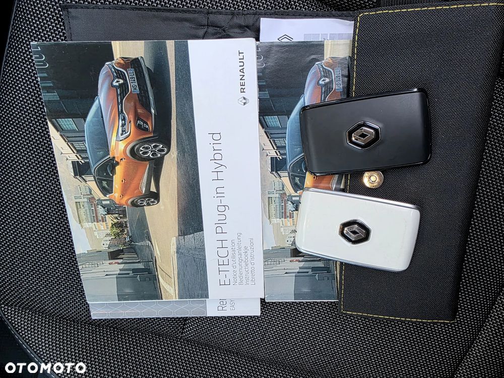 Renault Captur 1.6 E-TECH Plug-In Initiale Paris - 31