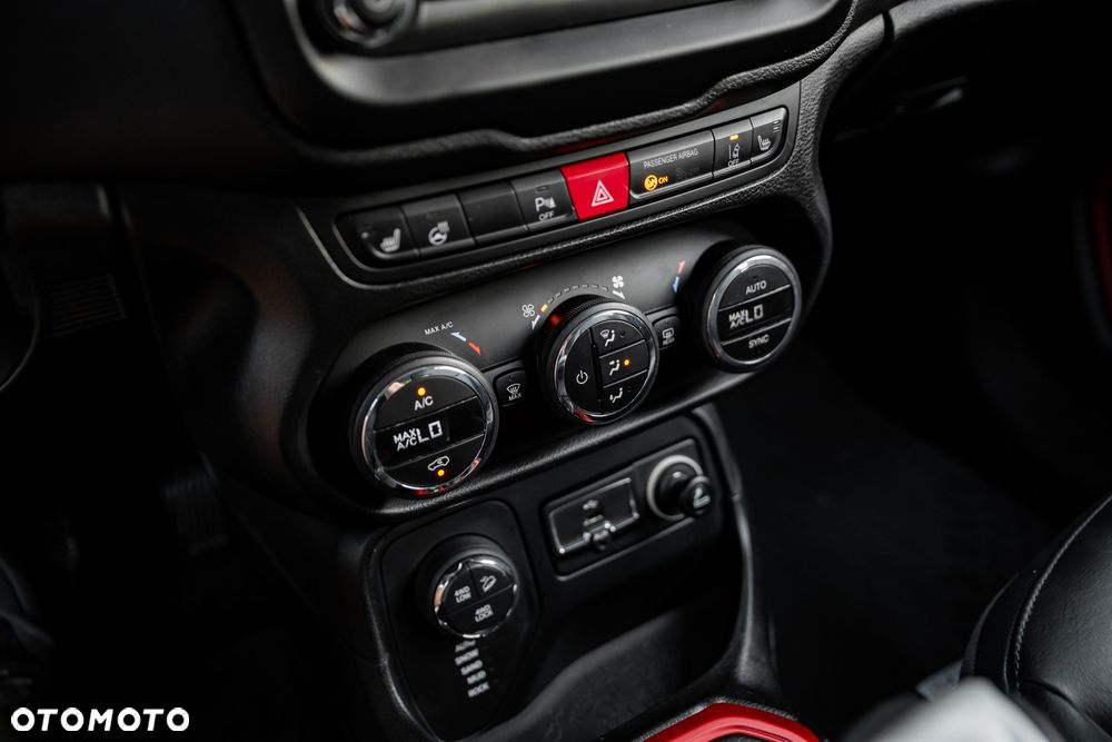 Jeep Renegade 2.0 MultiJet Active Drive Low Automatik Trailhawk - 25