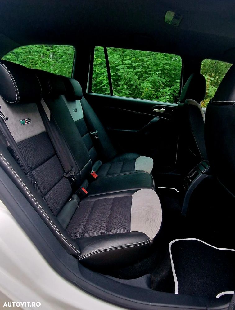 Skoda Octavia 2.0 TDI CR DPF RS - 10