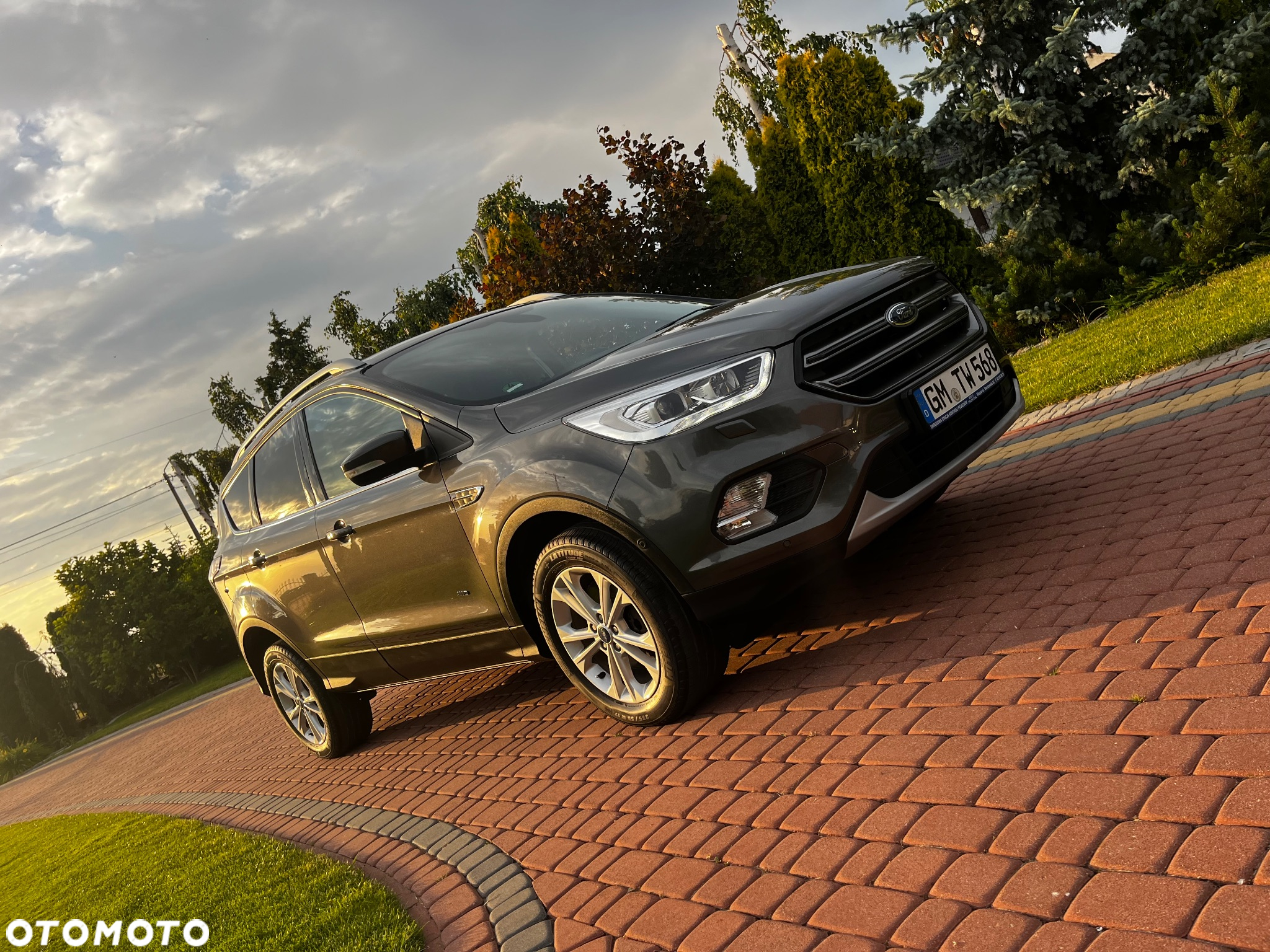 Ford Kuga 1.5 EcoBoost AWD Titanium ASS - 8