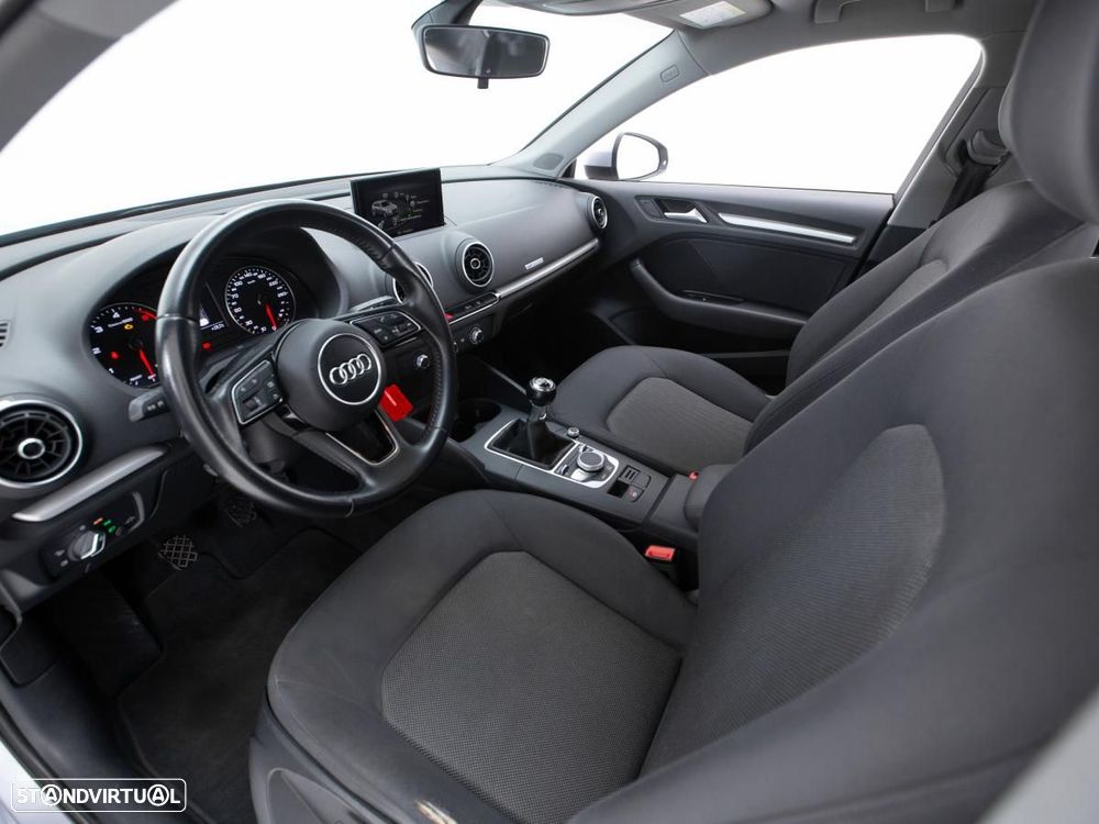 Audi A3 Sportback - 7