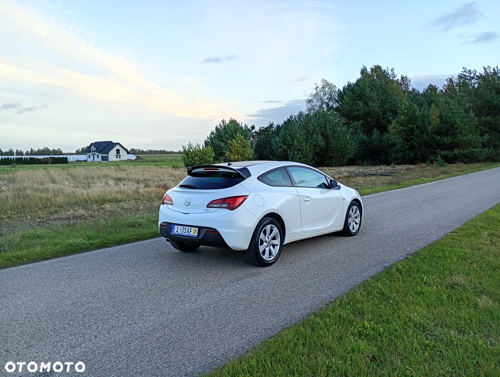 Opel Astra GTC 1.4 Turbo ecoFLEX Start/Stop - 11