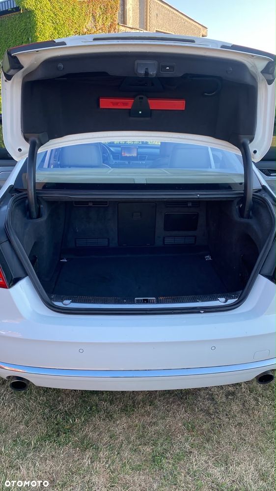 Audi A8 4.2 FSI L Quattro - 30