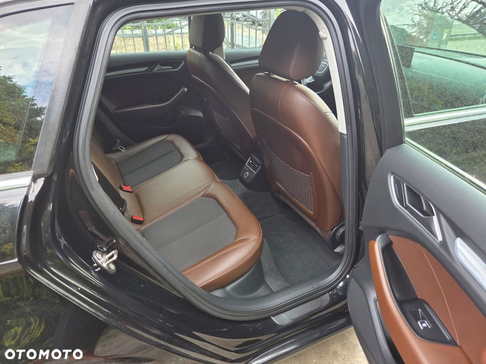 Audi A3 Sportback - 13