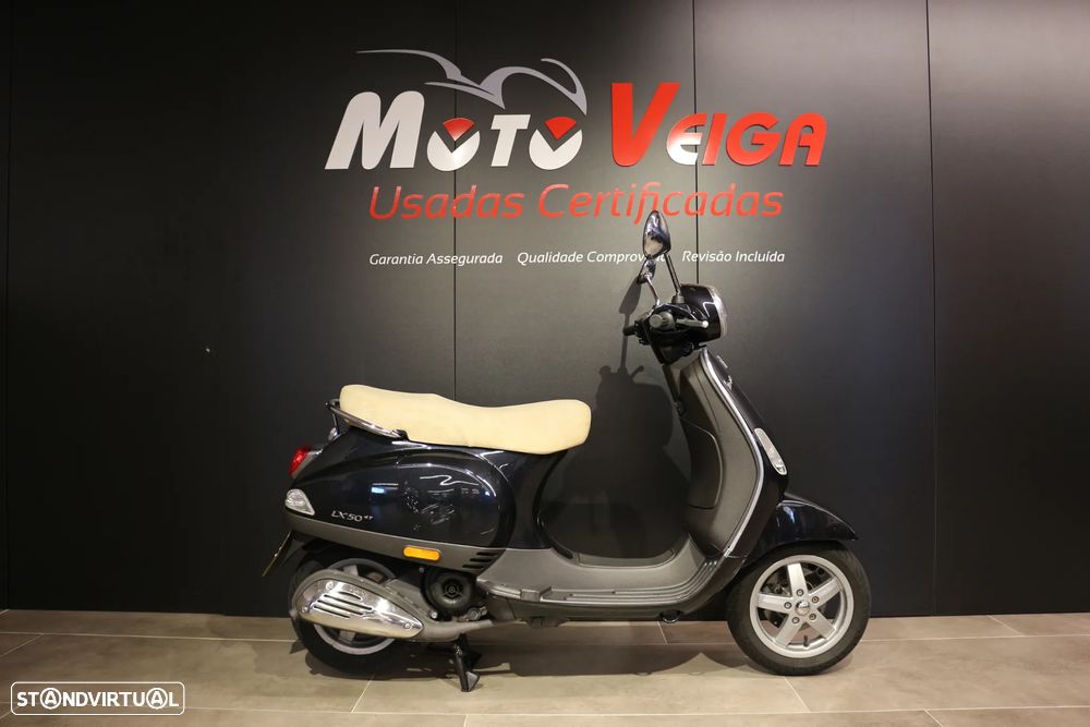 Vespa LX 50 4T - 1