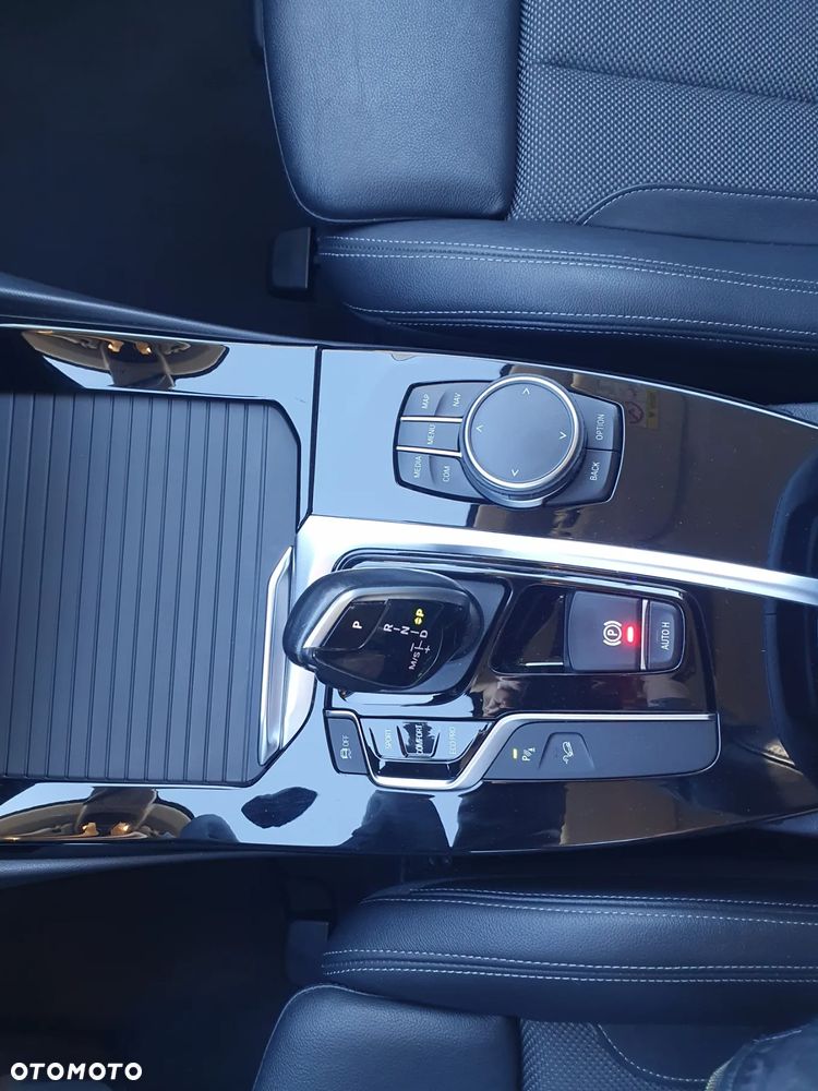 BMW X3 xDrive20d xLine - 24