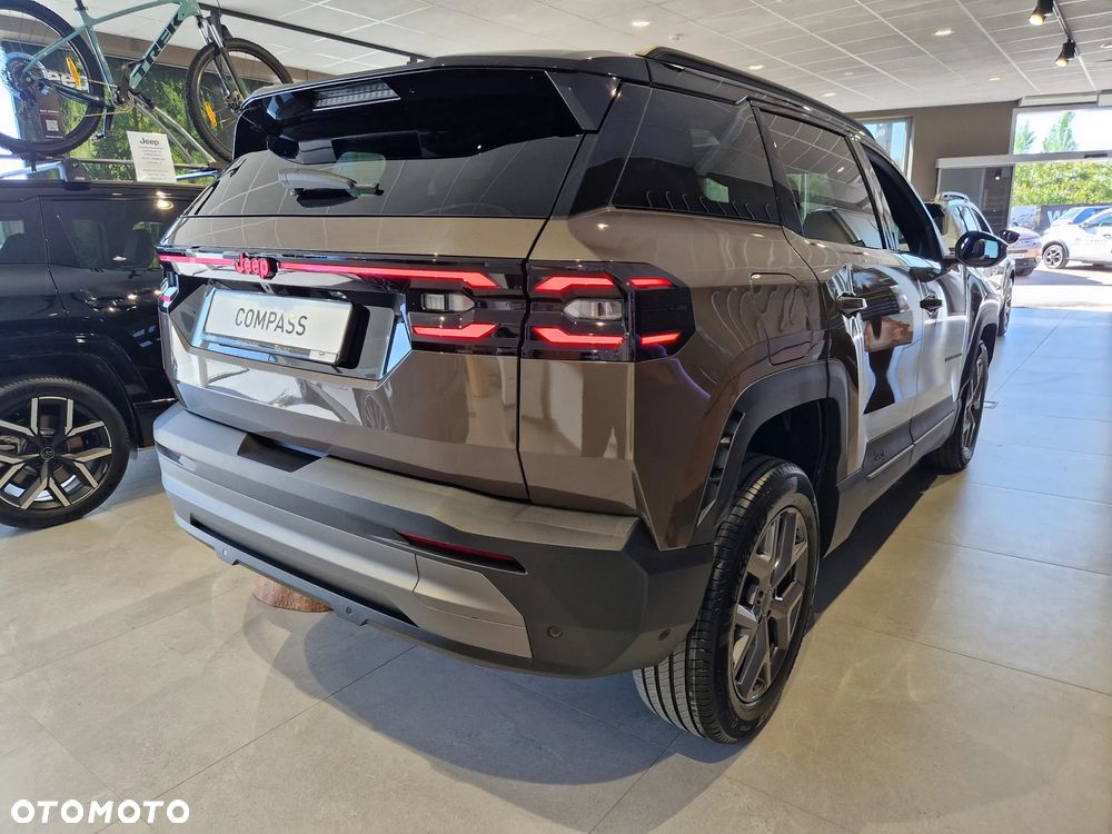 Jeep Compass 1.2 T3 mHEV First Edition FWD DCT - 5