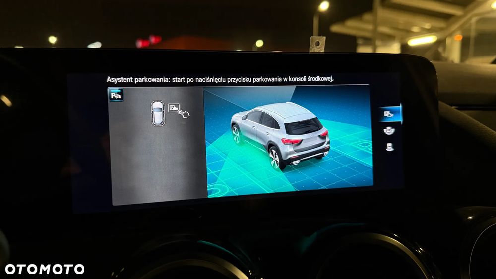 Mercedes-Benz GLA 200 Style - 12