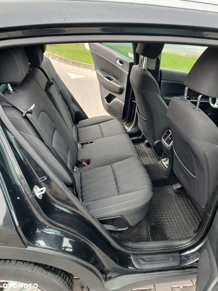 Kia Sportage 1.7 CRDI M 2WD DCT - 8