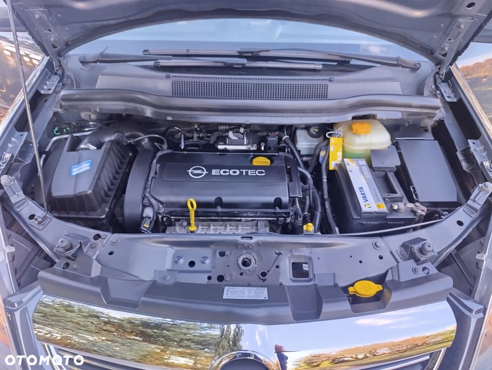 Opel Zafira 1.8 Cosmo - 15