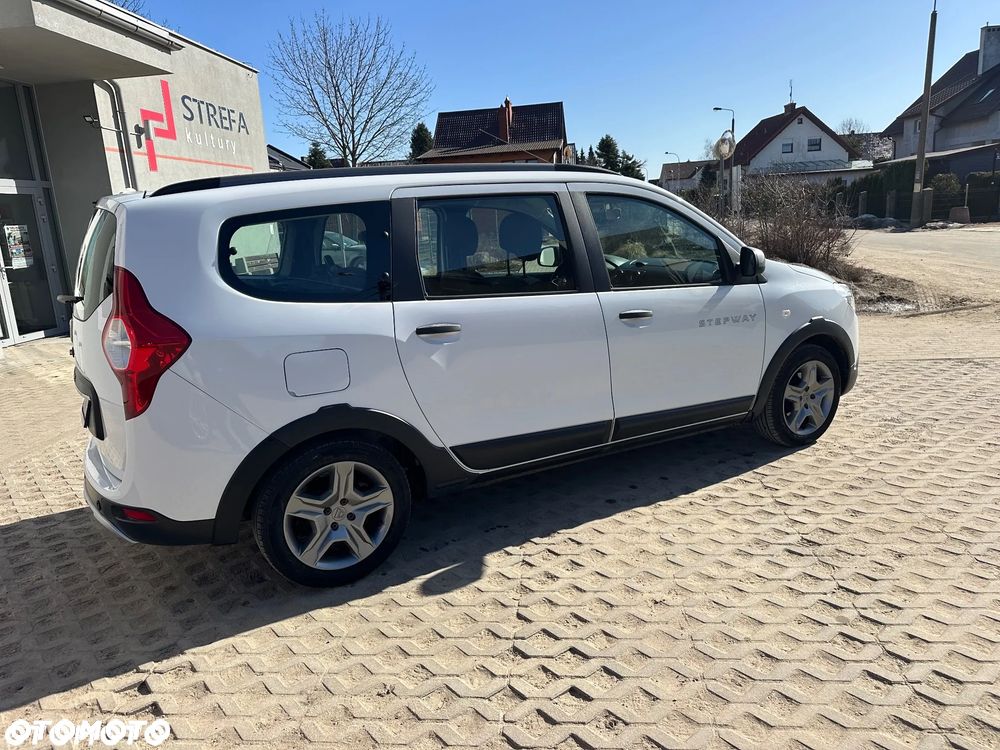 Dacia Lodgy TCe 115 Stepway - 6