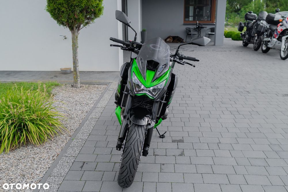 Kawasaki Z - 6