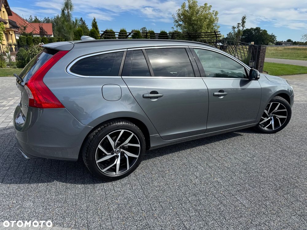 Volvo V60 D4 Drive-E Summum - 8
