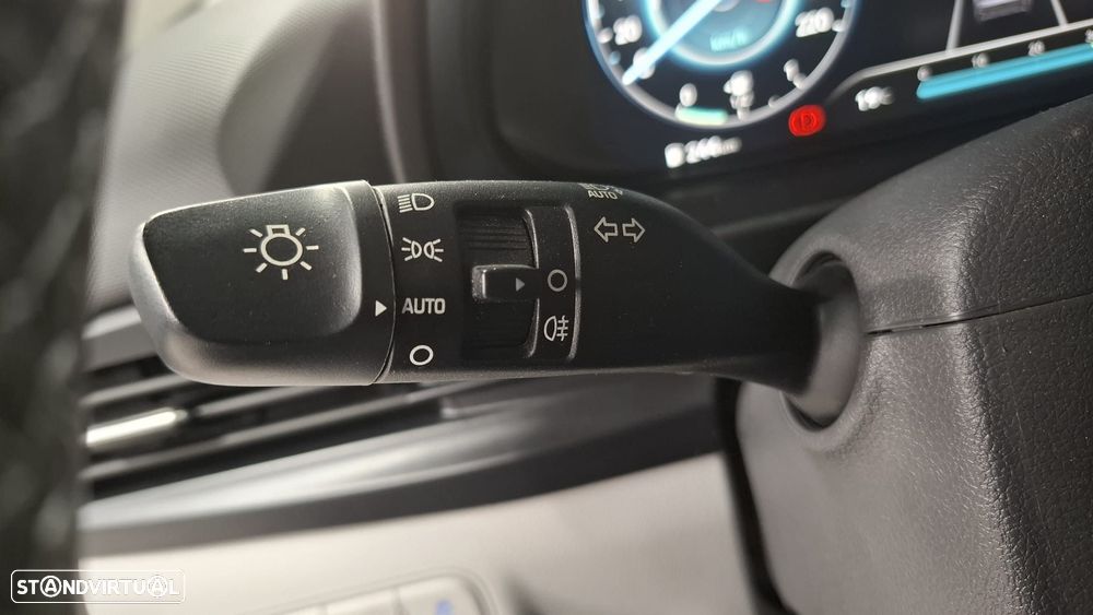 Hyundai Bayon - 13