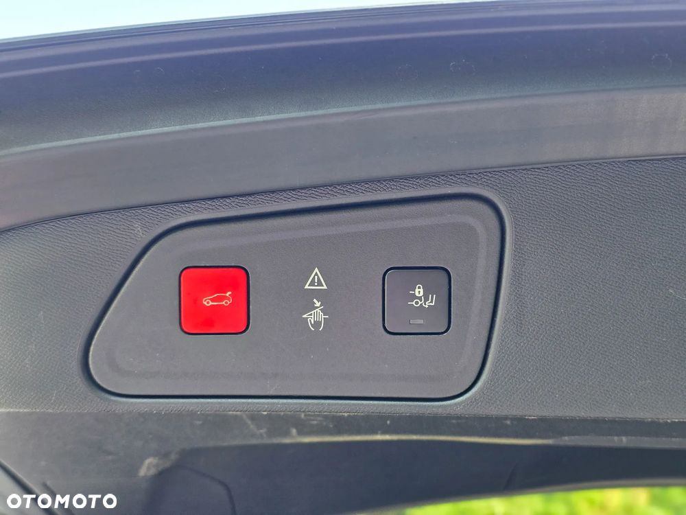 Peugeot 3008 HDi FAP 150 Platinum - 21