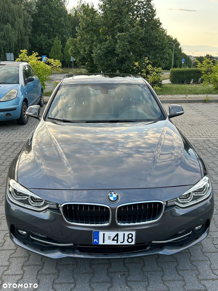 BMW Seria 3 330i xDrive Sport Line - 3