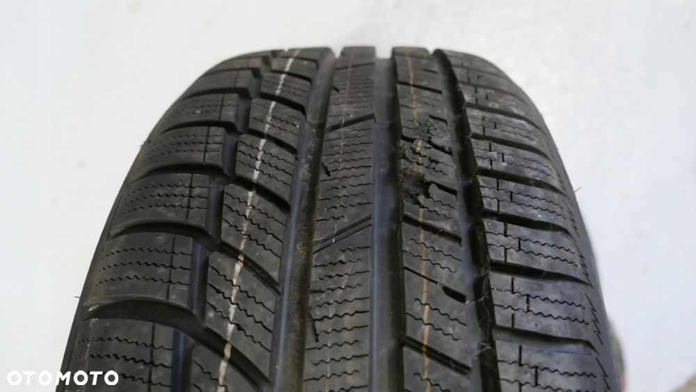 opony zimowe toyo snowprox s954 225/40 r18 92w xl dot 2023 komplet 2szt - 3